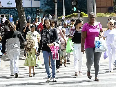 Desemprego no primeiro trimestre sobe para 7,9%, revela IBGE