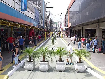 São Vicente aquece comércio com atrações culturais no Boulevard do Centro