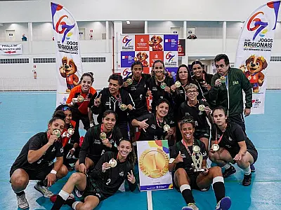 Jogos Regionais: Santos é campeã com as meninas do futsal