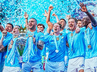 Com troféus históricos, Manchester City chega a São Paulo com 'Champions 4-In-a-Row Trophy Tour'