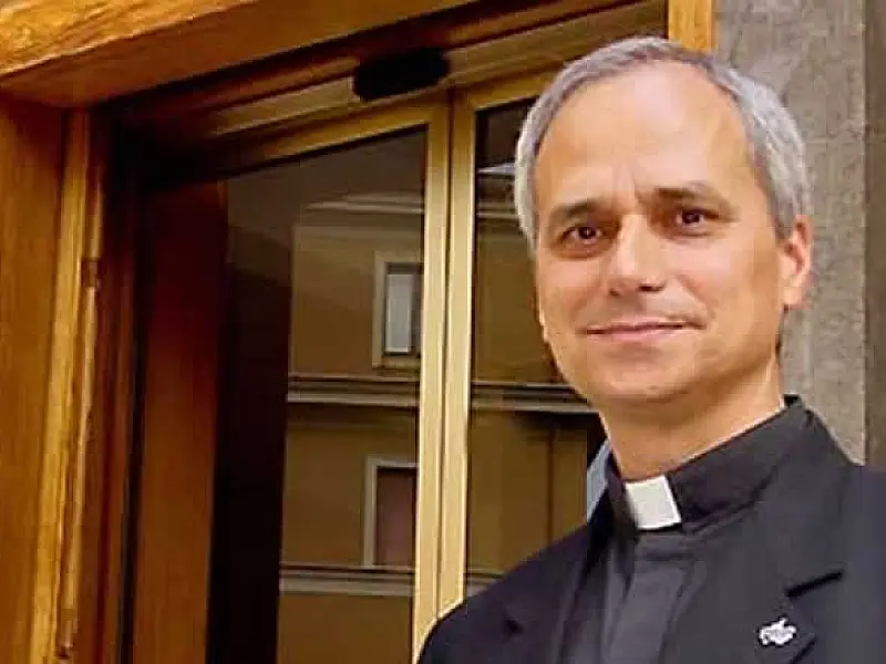 URGENTE: Cardeal Robert Francis Prevost é eleito Papa Leão XIV