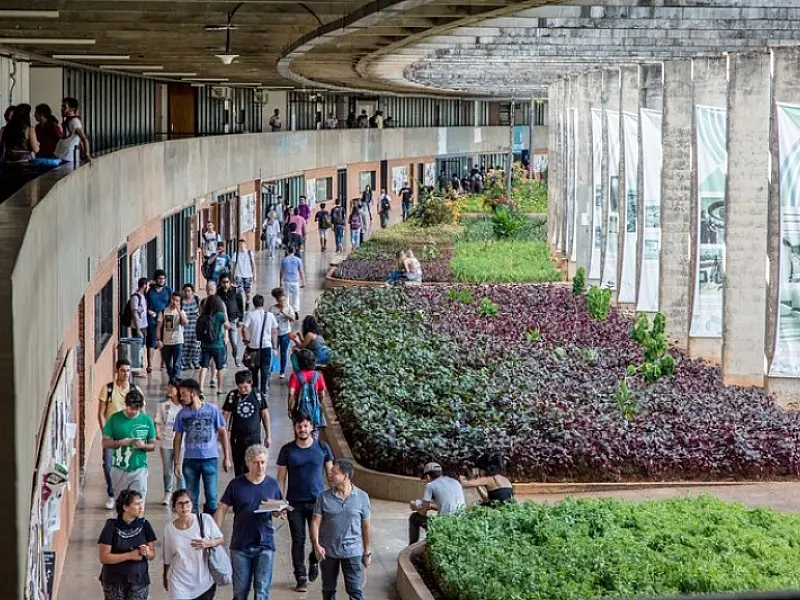 Governo  autoriza contratação de 6,7 mil novos cargos para professores e técnicos