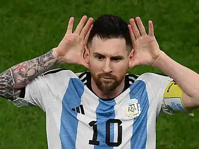 Barcelona admite conversas com Messi, mas adota cautela por respeito ao PSG