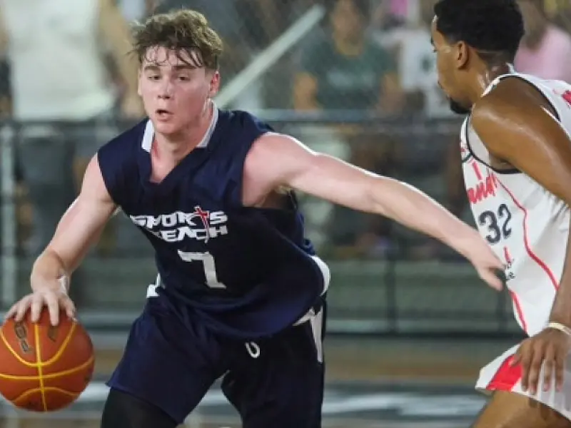 Amistoso internacional! Time PG de basquete masculino encara equipe  dos Estados Unidos