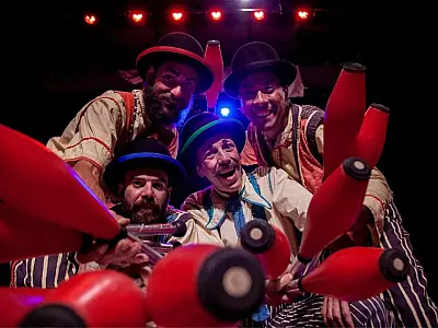 Atividades esportivas, oficinas e experiências artísticas, além de apresentações circenses gratuitas