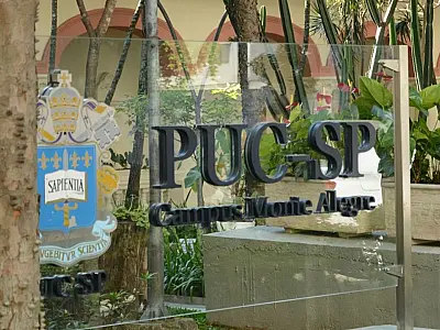 PUC tem abstenção de alunos em SP após boatos de possíveis ataques