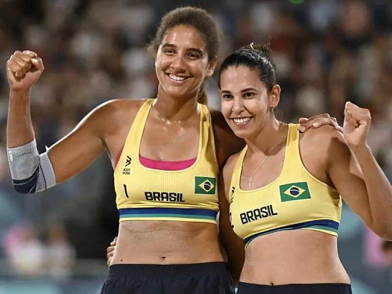 Ana Patrícia e Duda avançam para a semifinal no vôlei de praia