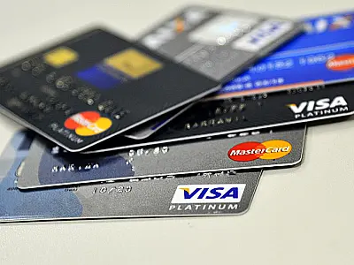 Endividamento atinge 78,3% das famílias brasileiras, diz CNC