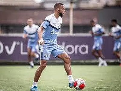 Com sete reforços no time titular, Carille já tem novo Santos na cabeça