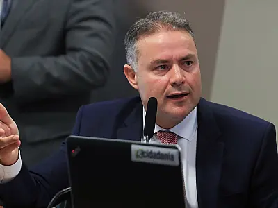No Senado, Renan Filho defende que arcabouço considere investimentos