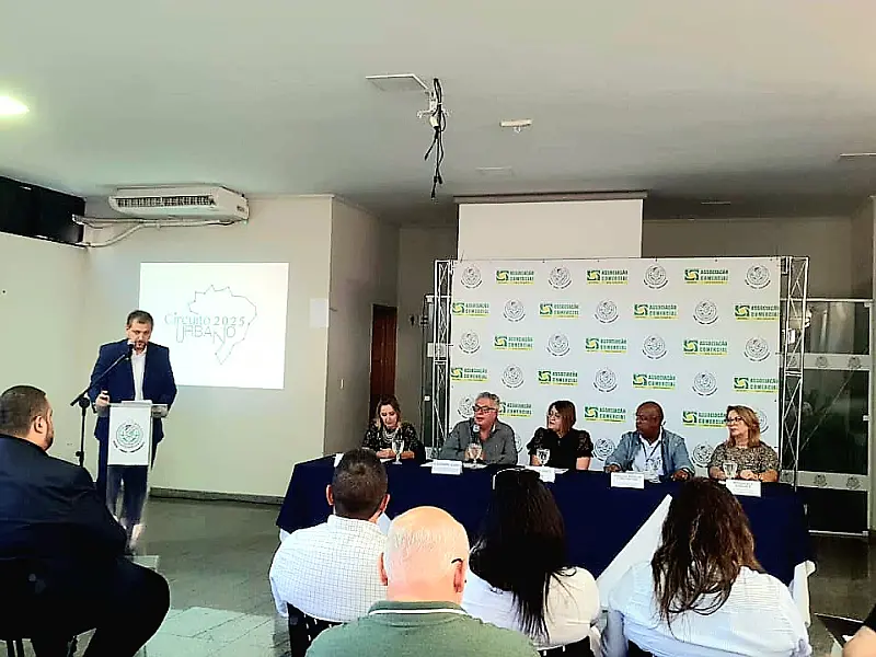São Vicente sedia etapa do "Circuito Urbano 2025" e debate avanços na habitação