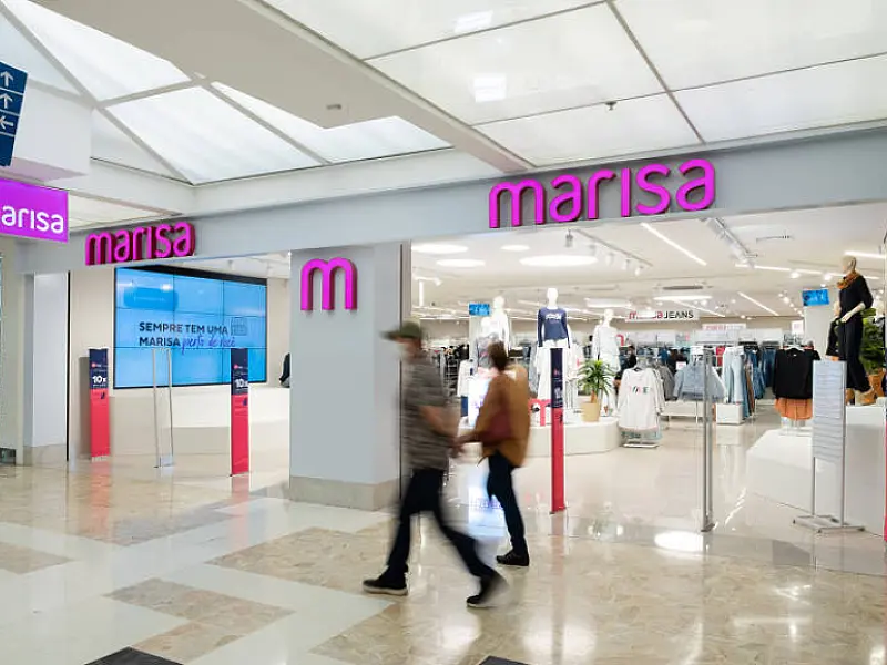 Marisa conclui plano de reestruturação com fechamento de 88 lojas; ação sobe 7%