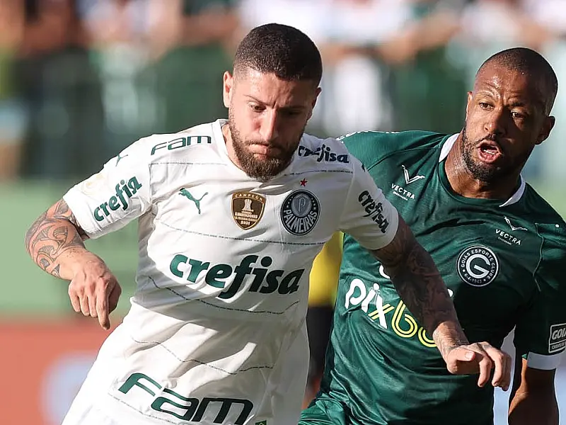Palmeiras consegue empate suado no último minuto do jogo contra o Goiás