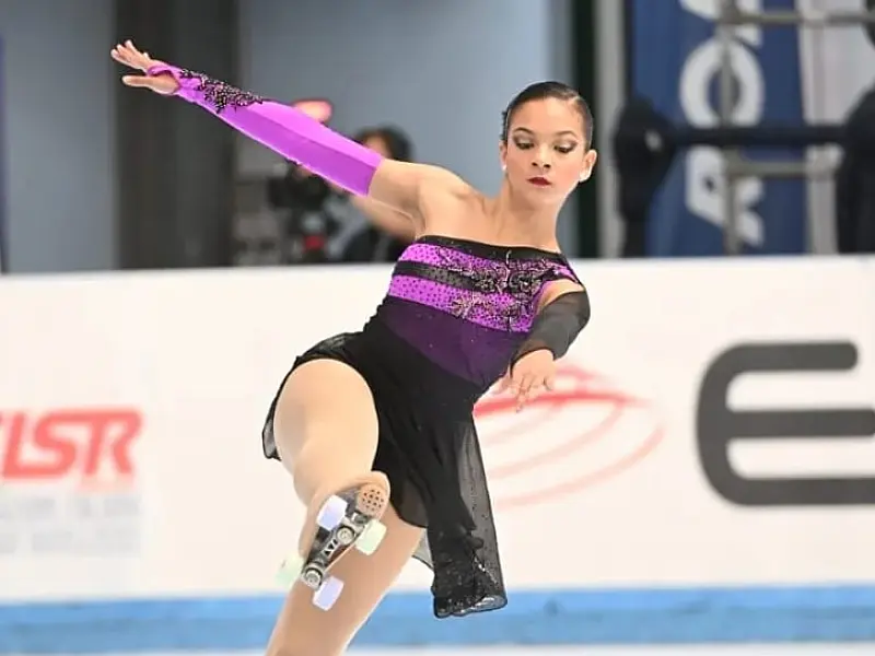 Atleta Melissa Passarelli atinge o Top 3 em competição mundial de patinação