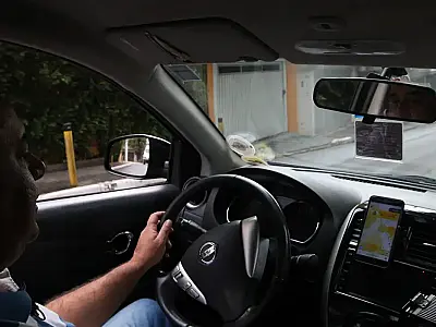 Uber: corridas devem ter ar-condicionado sem cobrança de taxa extra