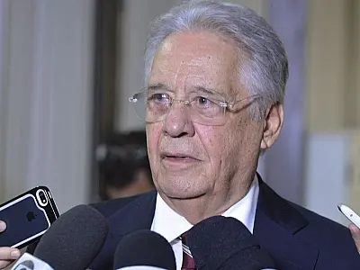 Ex-presidente Fernando Henrique Cardoso tem alta hospitalar