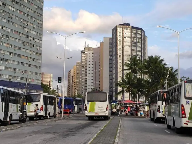 Liminar diminui número de ônibus durante a greve em São Vicente