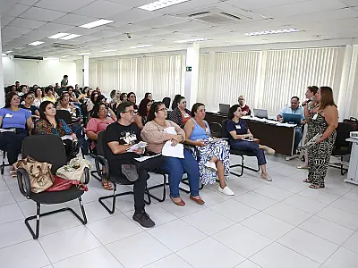 Professores de Guarujá passam por formação do Governo do Estado