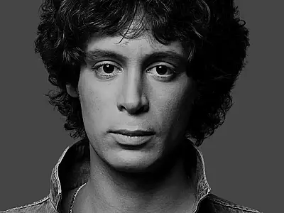 Morre Eric Carmen, de "All By Myself", aos 74 anos