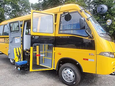 Praia Grande/SP faz revisão preventiva em ônibus escolares da Rede Municipal de Ensino