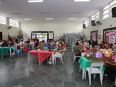 Encontro Motivacional para Mulheres tem relatos de superação e conquistas