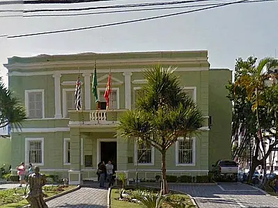 Prefeitura abre concurso com 97 vagas para níveis fundamental, médio, técnico e superior