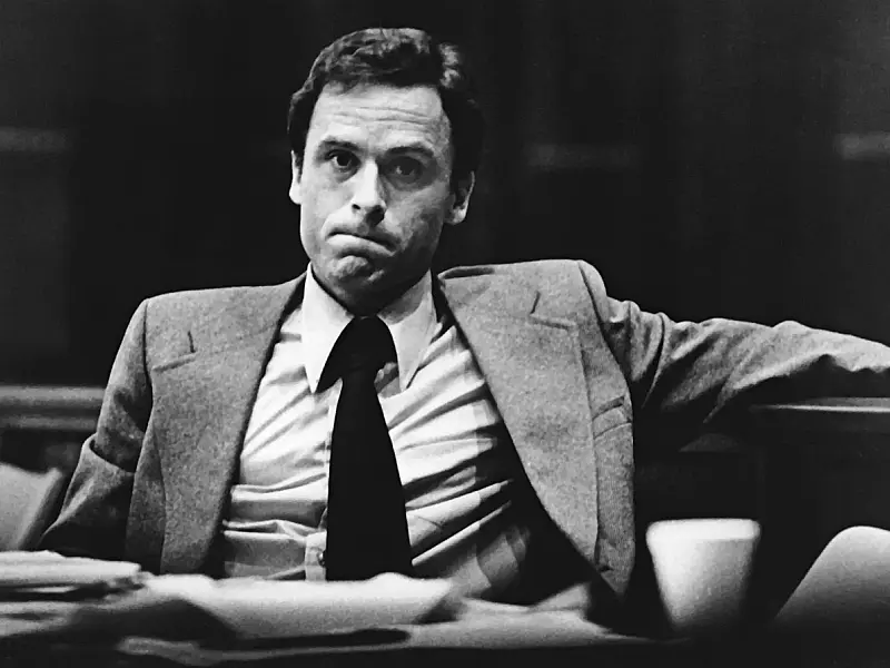 Como Ted Bundy enganava e matava mulheres inocentes?
