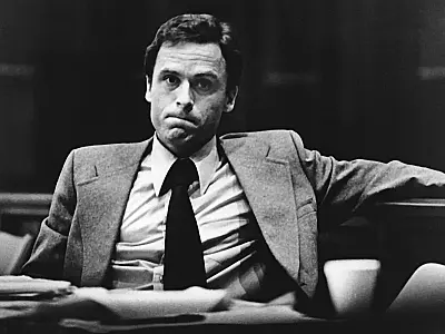 Como Ted Bundy enganava e matava mulheres inocentes?