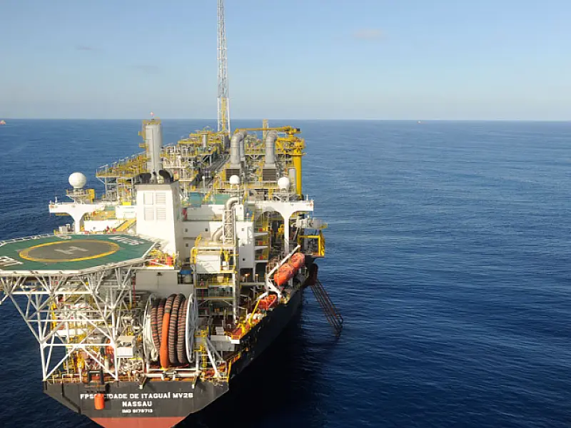 Petrobras inicia operação na plataforma no pré-sal na Bacia de Santos