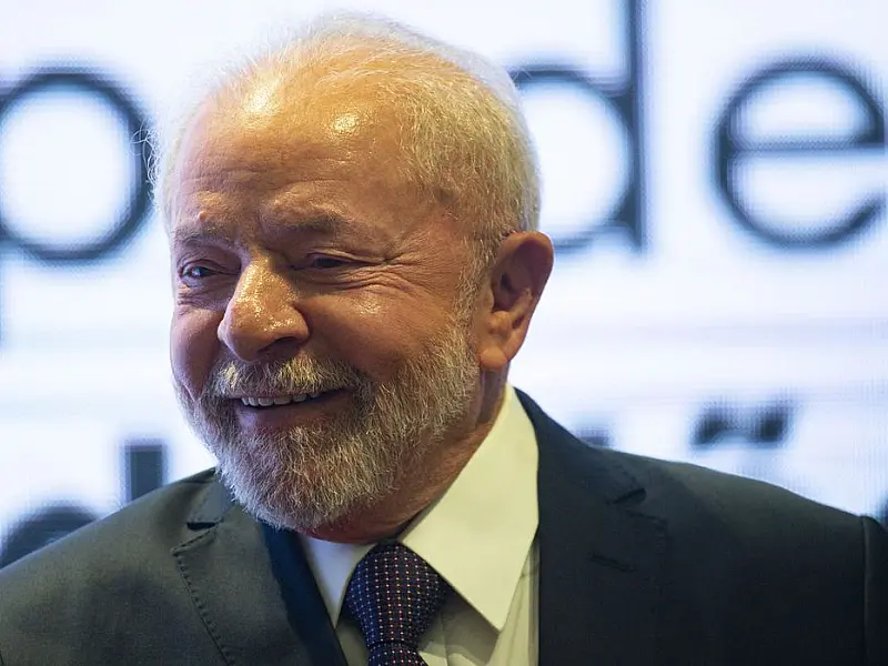 Lula defende transparência e fortalecimento da LAI