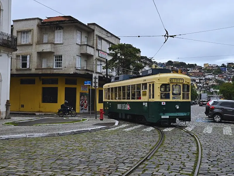 Bonde Café estaciona no Centro Histórico de Santos para degustação e dicas de preparo