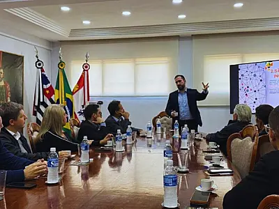 Reunião apresenta avanços do Plano São Vicente 500 Anos