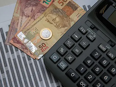 Brasil volta a ter mais de 65 milhões de inadimplentes