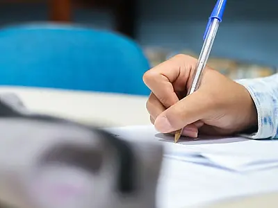 Aplicação da Prova Paulista inicia nesta terça (14) com versão impressa para 22,7 mil estudantes