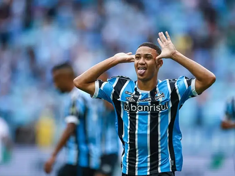 Quem é a nova aposta de Renato no Grêmio que tem multa de R$ 435 milhões