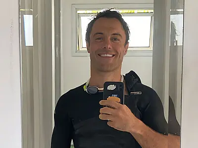 Kayky Brito passa por cirurgia na bacia e no braço direito
