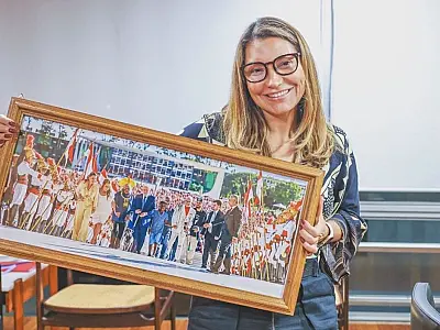 Janja falta a aniversário do PT, se recolhe nas redes e alimenta rumores