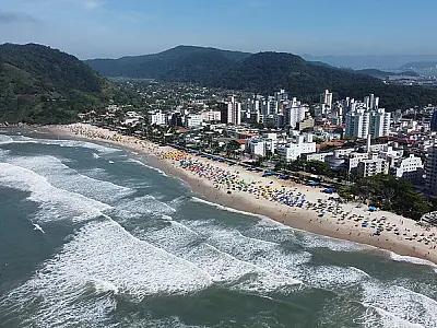 Guarujá recebe aulão de pilates na Praia do Guaiúba neste domingo (28)