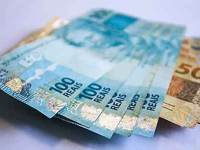 Beneficiários com NIS de final 6 recebem o Bolsa Família