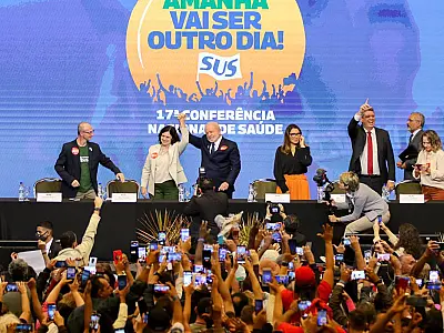Governo vai pagar piso da enfermagem retroativo a maio