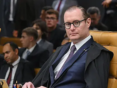 Zanin vota contra marco temporal e desempata julgamento