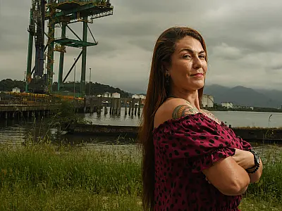 As mulheres que conquistaram o mundo masculino do porto de Santos