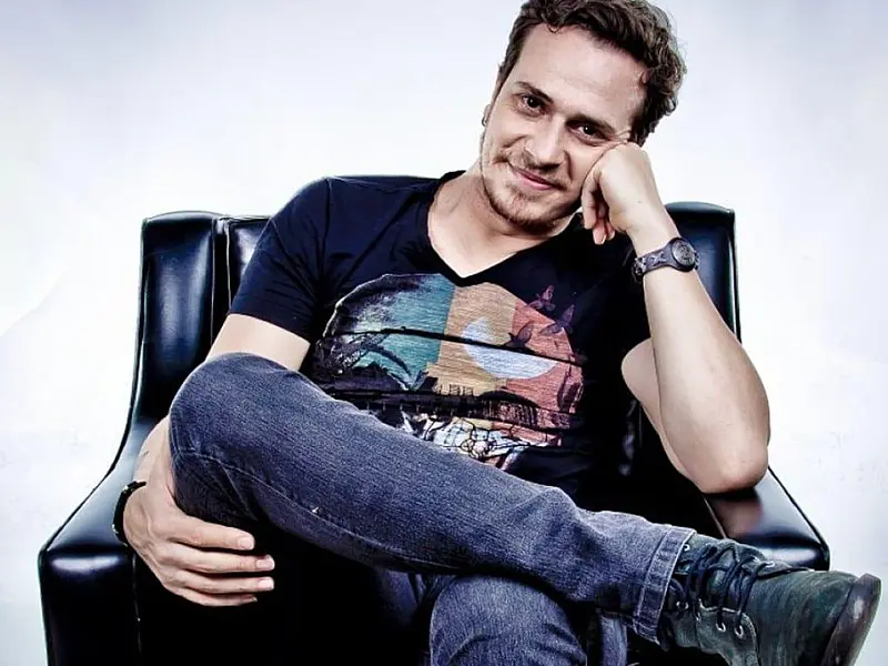 Stand-up de Fabiano Cambota chega a Mongaguá na próxima quinta-feira (30)