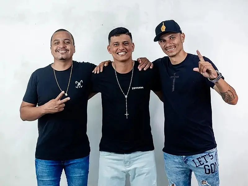 Neste domingo (7), a Praça 14 Bis, em Vicente de Carvalho, recebe '' Nosso samba é de raiz ''
