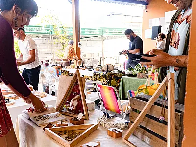 Feira de Economia Solidária celebra o verão em Bertioga com cultura e gastronomia