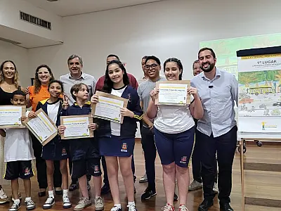 Aluna da UE Mário Covas Jr é a grande vencedora do concurso escolar