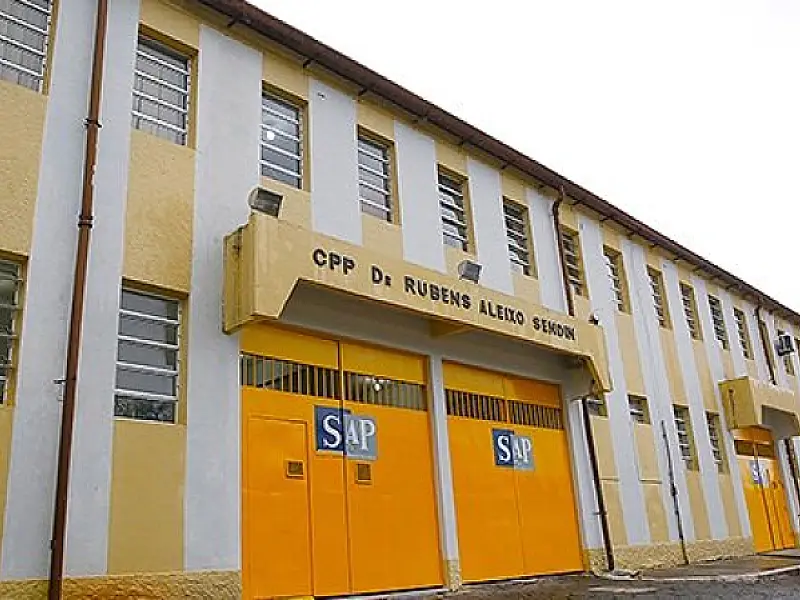 Mais de 1.100 servidores de presídios da Baixada e do Vale terão reajuste salarial