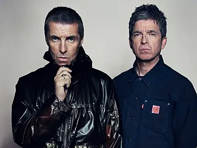 Oasis marca retorno histórico com show de estreia em Cardiff