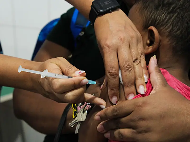 São Vicente emite decreto que torna obrigatória a apresentação de declaração de vacinação nas escola