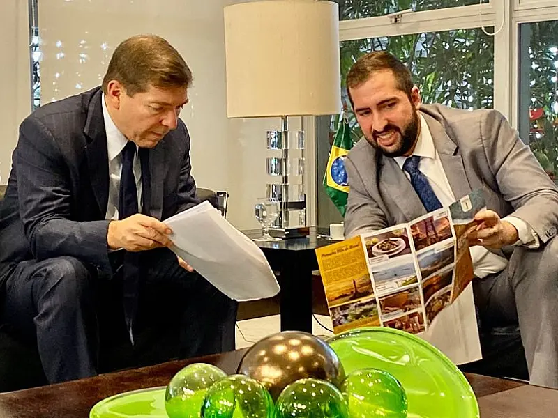 Kayo Amado se reúne com autoridades na FIESP e unidade do SENAI fica mais próxima